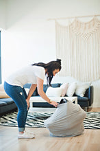Charger l'image dans la galerie, Nursing + Car Seat Cover - Chase