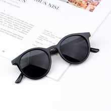 Load image into Gallery viewer, Sunglasses - Black