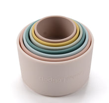 Charger l&#39;image dans la galerie, Silicone Nesting and Stacking Cups
