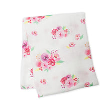 Load image into Gallery viewer, Muslin Swaddle Blanket - Posies
