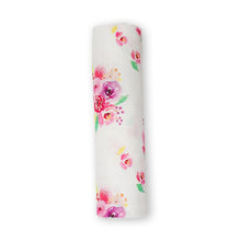 Load image into Gallery viewer, Muslin Swaddle Blanket - Posies

