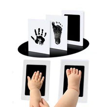 Load image into Gallery viewer, Mess-Free Baby Hand and Footprint Keepsake Kit
